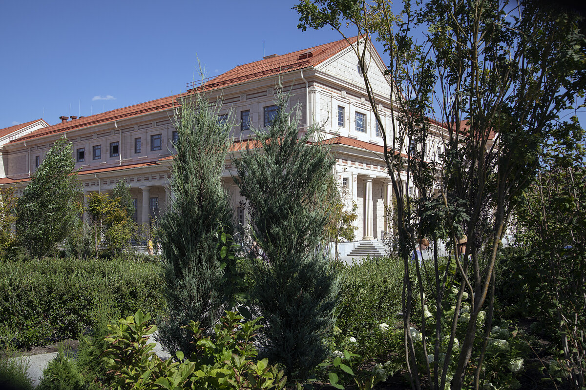 В парке-музее Херсонес - Леонид 