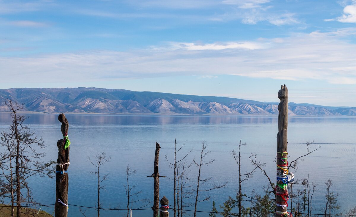 Ритуальные столбы на о. Ольхон - Любовь Сахарова