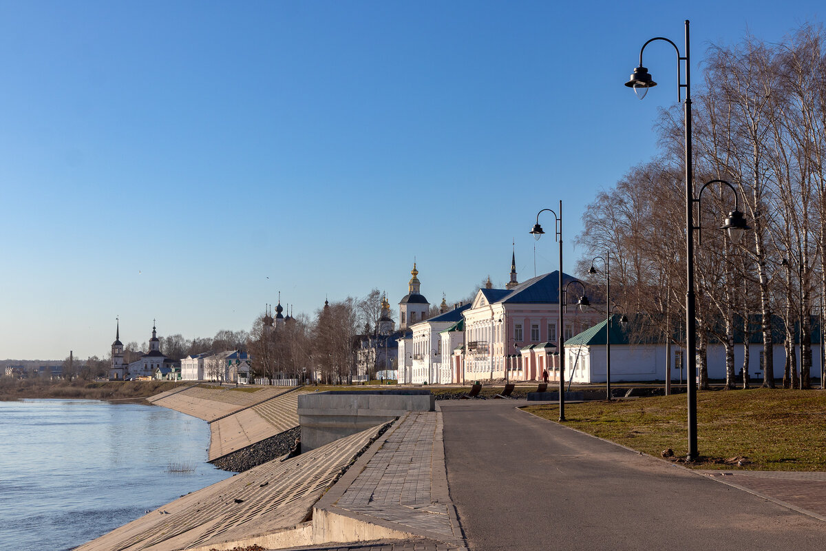 Прогулка по набережной . Весна 2026 года Великий Устюг. - Андрей Дурапов