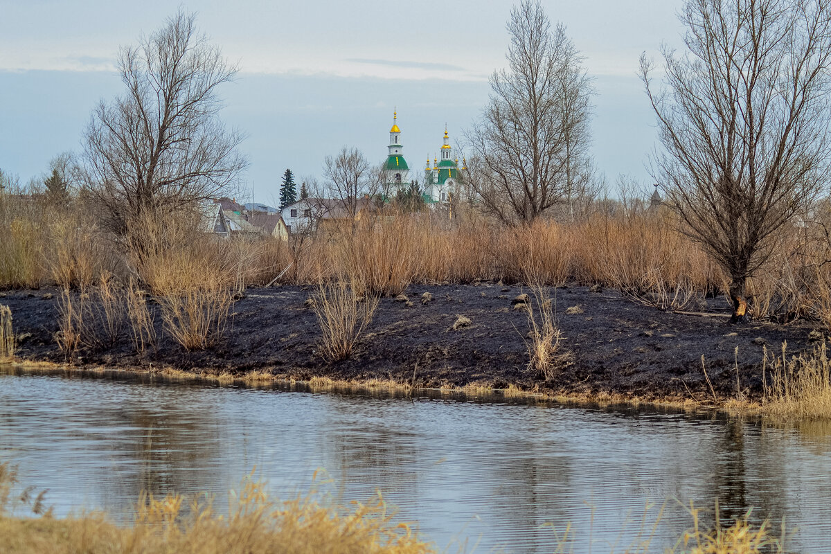 Городские окрестности. - Михаил К