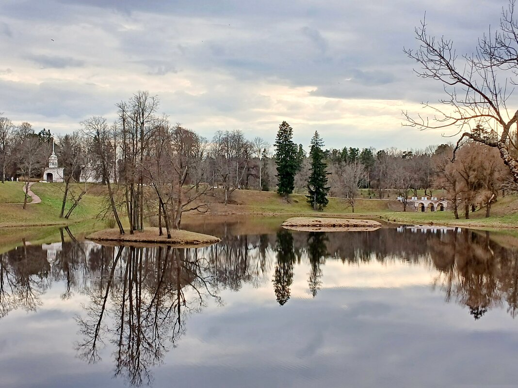 Нижний пруд, Ораниенбаум. - Лия ☼