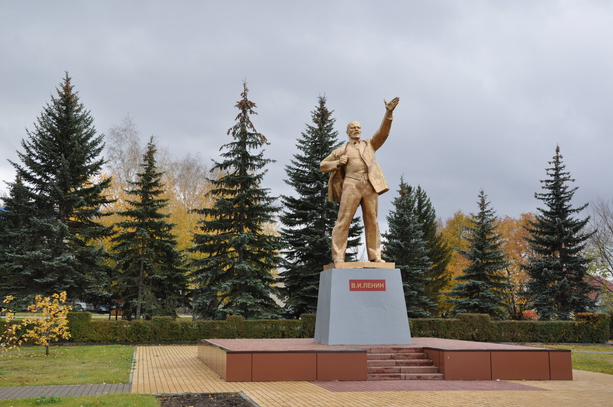 Памятник В.И. Ленину в Задонске - Татьяна Машошина