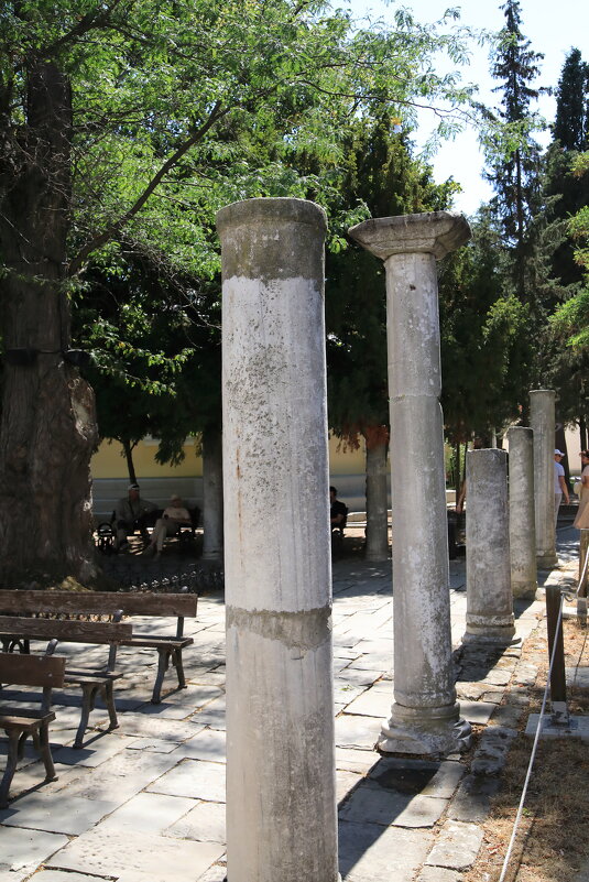 Камни древнего Херсонеса - Леонид 