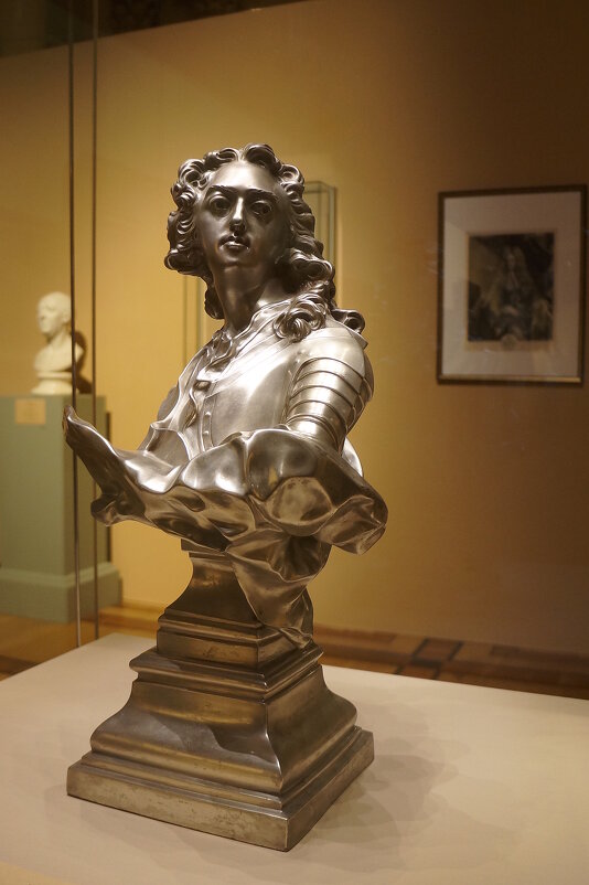 Бюст Лудовика XV / серебро / Париж / 1745 г. - zavitok *