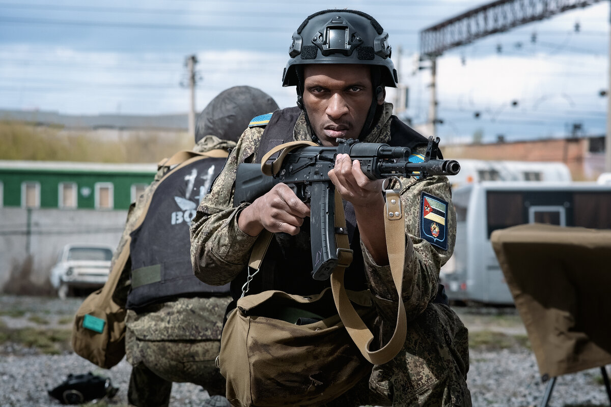 СПИНА К СПИНЕ - Александр 