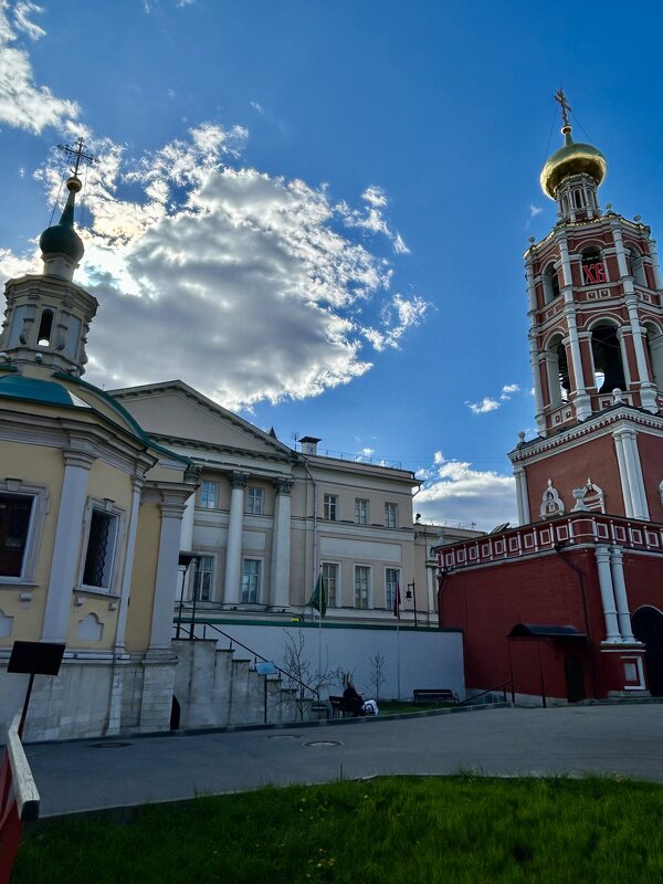 Монастырь и небо - Натали 