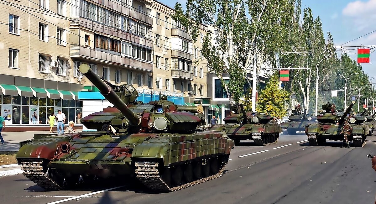 Танки в городе - Олег Кабанец