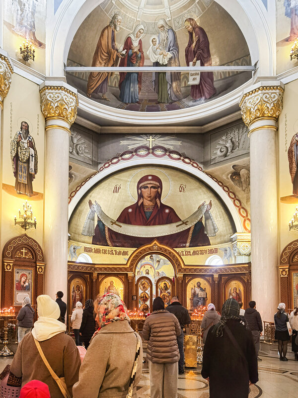 Храм Сретения Господня на Пасху. - Лилия *