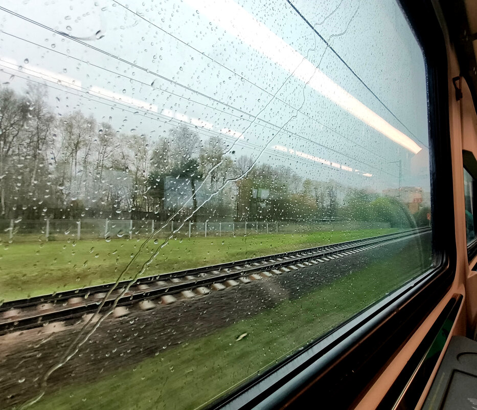 Дорога в дождливый день - Roman stories -