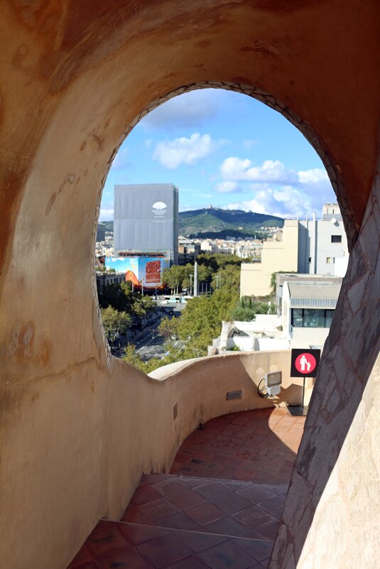 На крыше дома-пещеры - Ольга 