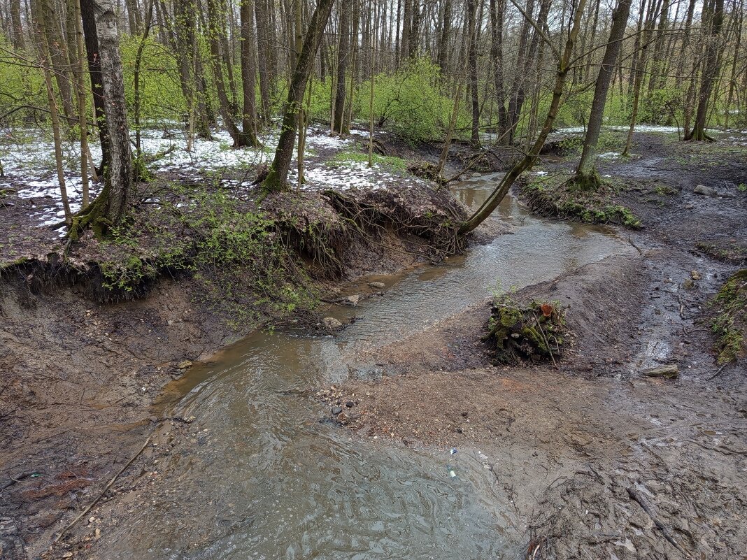 Ну, Очень скромное обаяние апреля - Андрей Лукьянов