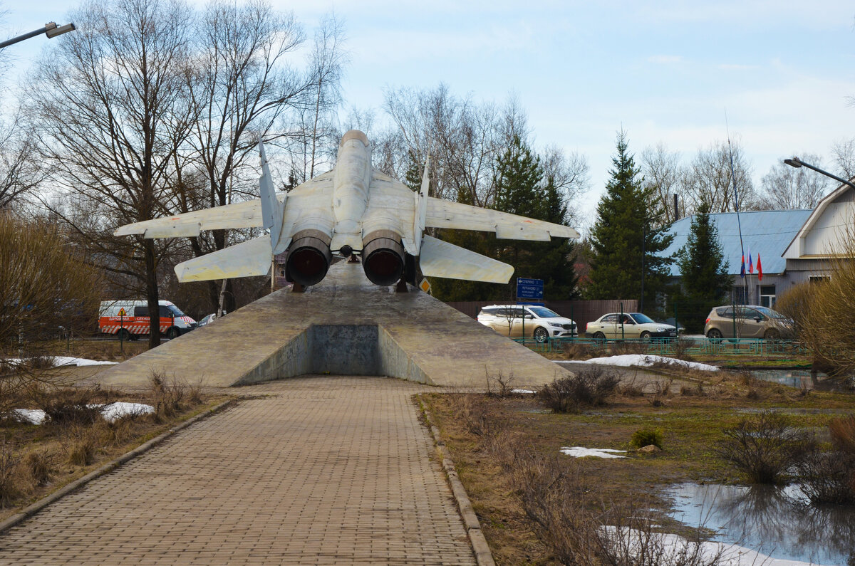 Московская область. Ашукино. Мемориал авиаторам. - Наташа *****