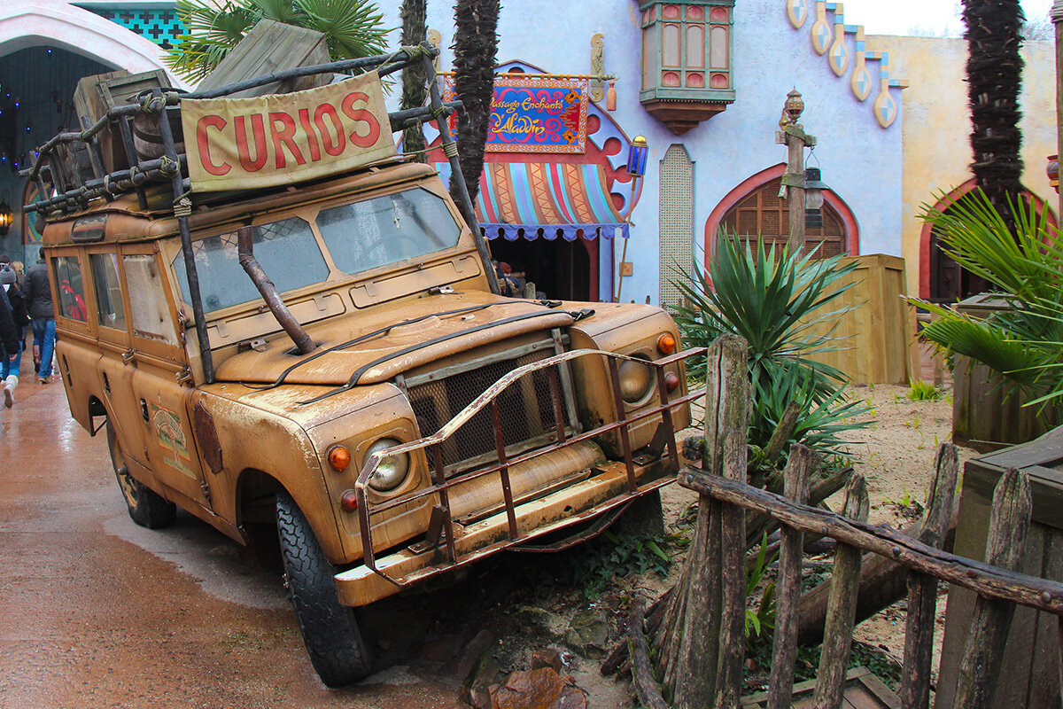 Indiana Jones car в Диснейленд Париж - Сергей Сомихин