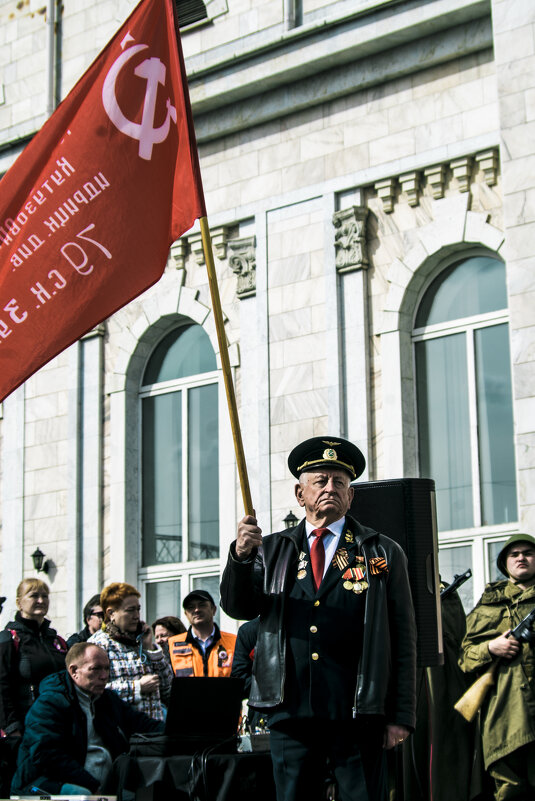 ИЖЕВСК 1 МАЯ - Владимир Максимов