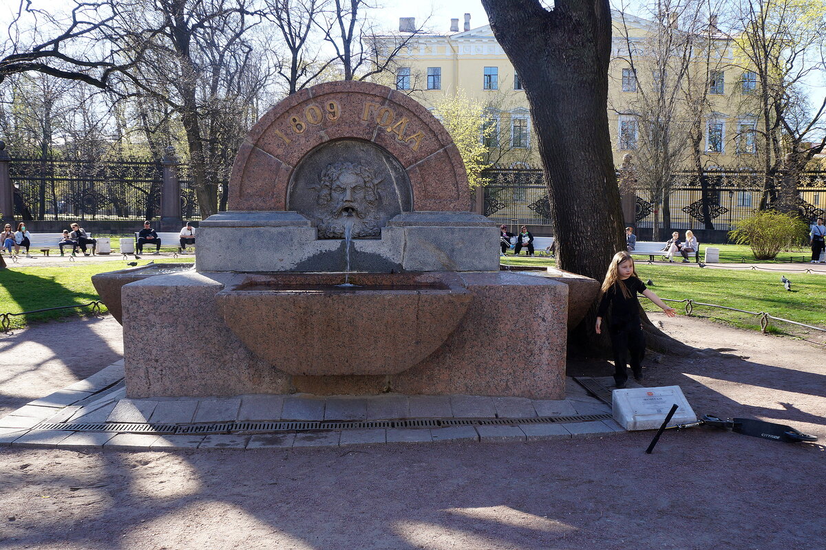 фонтан в Воронцовском сквере - zavitok *