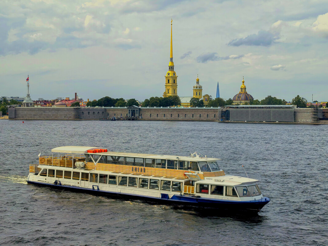 ПЕТРОПАВЛОВСКАЯ КРЕПОСТЬ . - Владимир Железнов