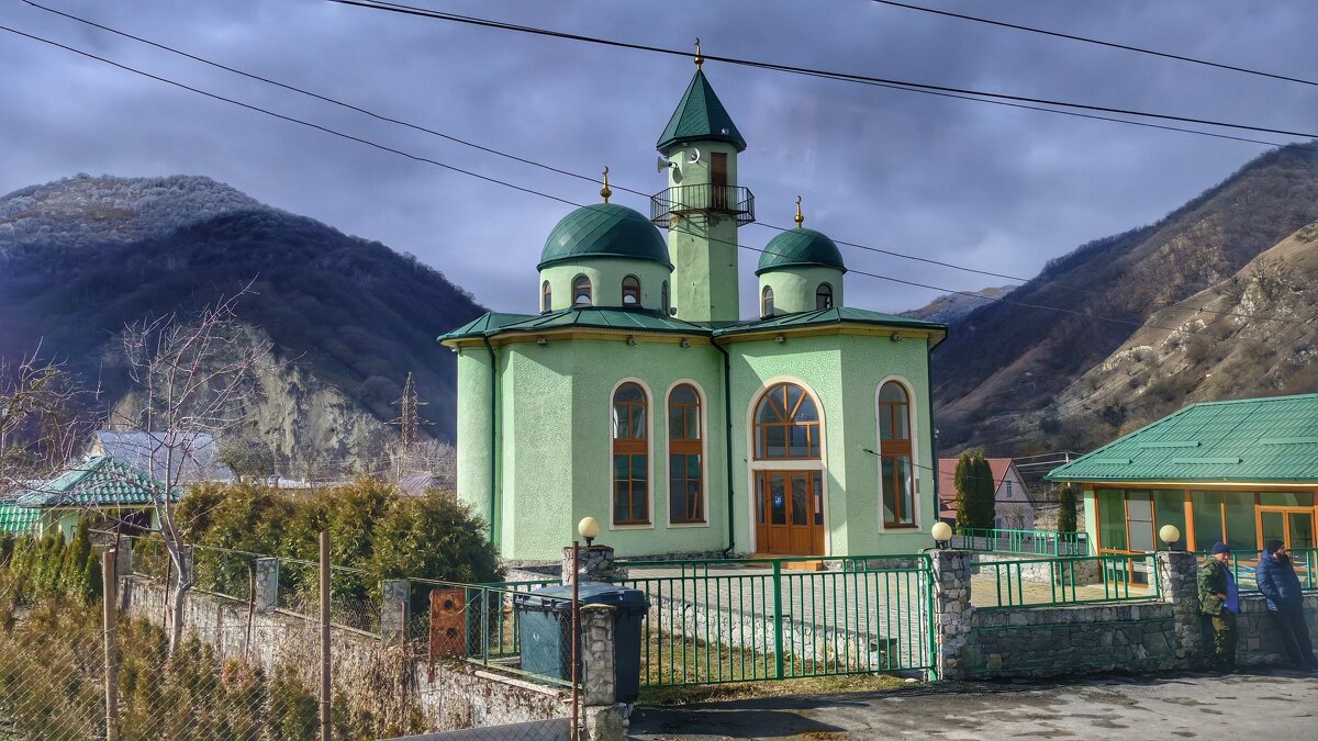 Мечеть в горах Ингушетии - Мариша Тим