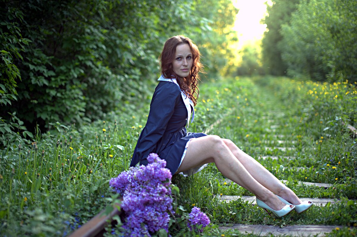 Сирень еще цветет. - Олег 