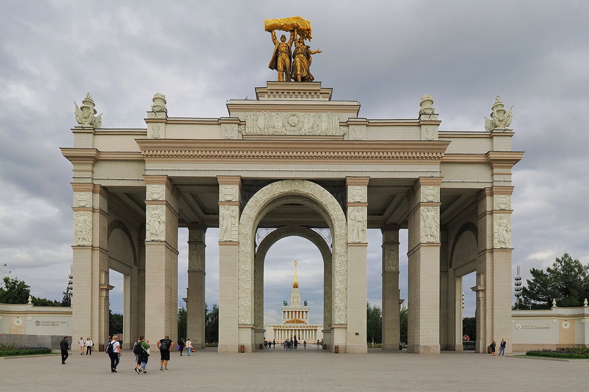 Арка центрального входа ВДНХ - Евгений Седов Арка центрального входа ВДНХ - Евгений Седов