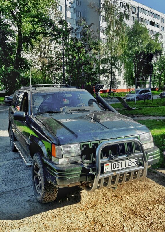 ..старый друг лучше новых двух... - Георгий Никонов