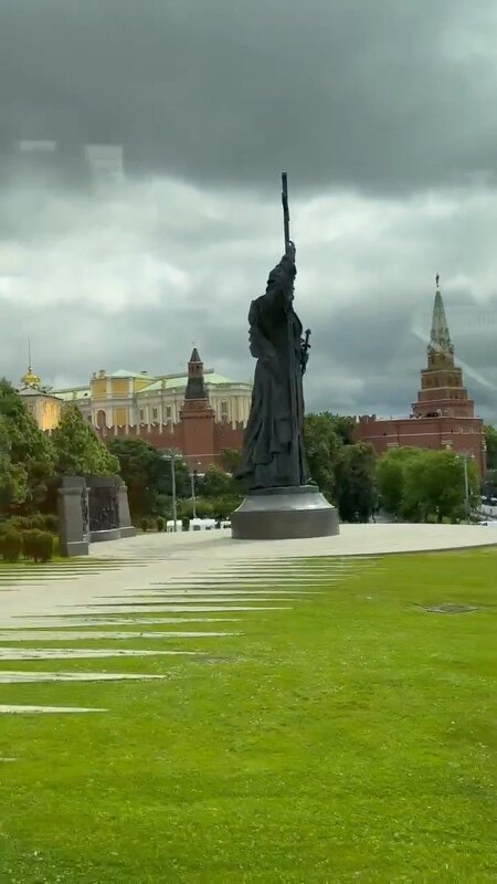 Памятник Князю Владимиру - Ирэн 