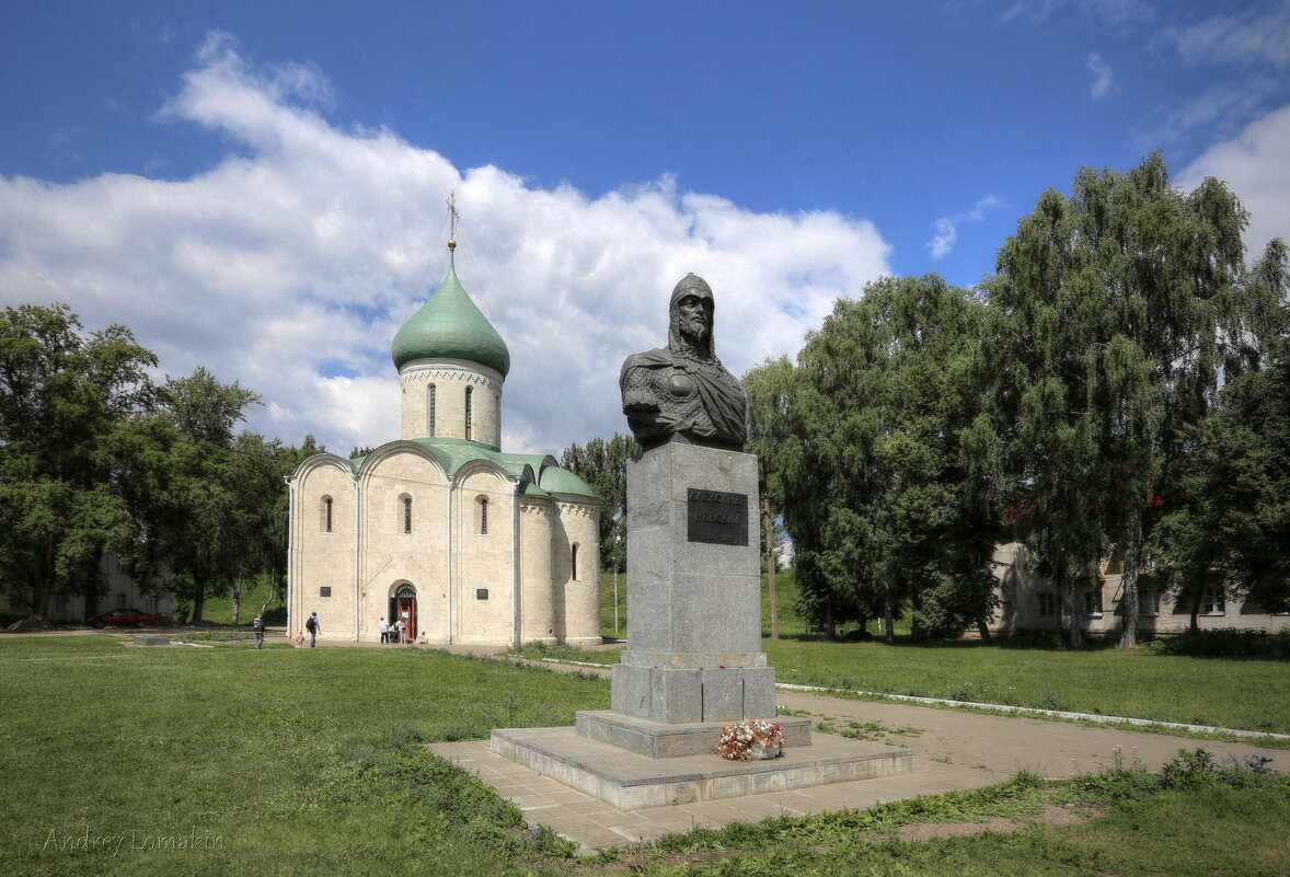 Памятник Александру Невскому - Andrey Lomakin