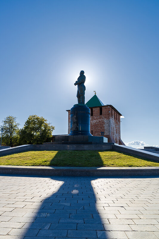 Памятник В.Чкалову в Нижнем Новгороде - Александр Синдерёв