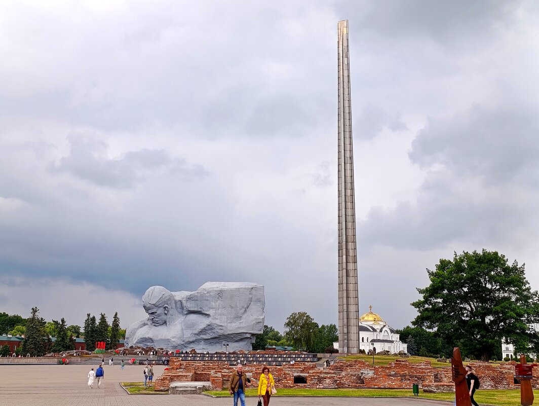 В Брестской крепости - Татьяна Тюменка