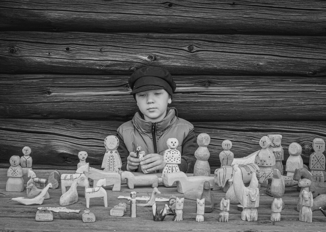 В мире своих игрушек - Дмитрий Карасев