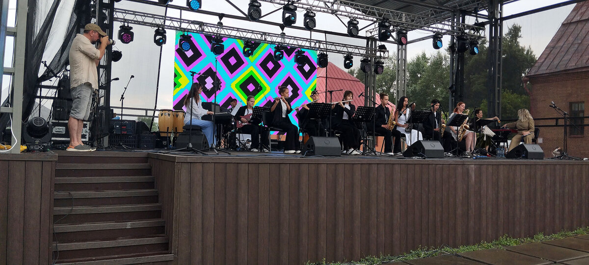 Куzня джаzz!!! - Радмир Арсеньев Куzня джаzz!!! - Радмир Арсеньев