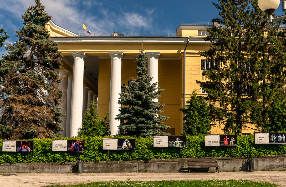 ***** - Игорь Николаев
