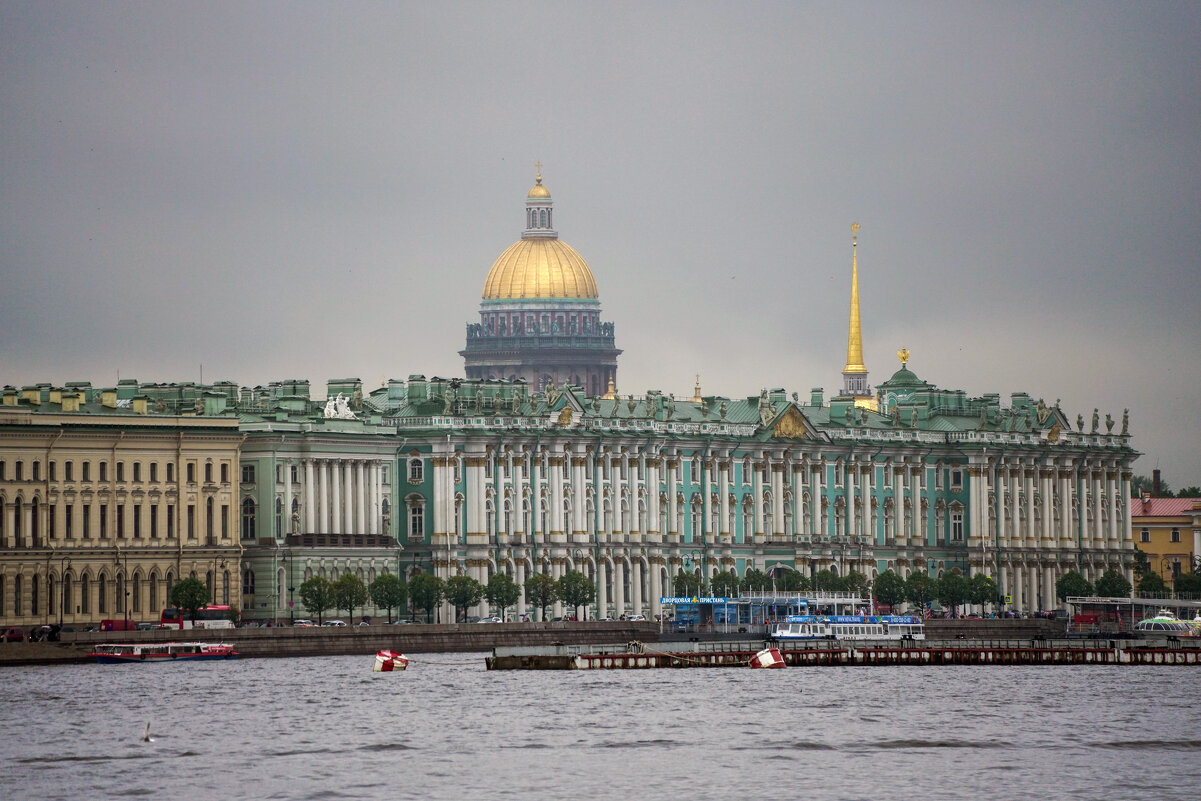 Вид на Зимний дворец и Исаакиевский собор со стороны Троицкого моста - Иван Литвинов Вид на Зимний дворец и Исаакиевский собор со стороны Троицкого моста - Иван Литвинов