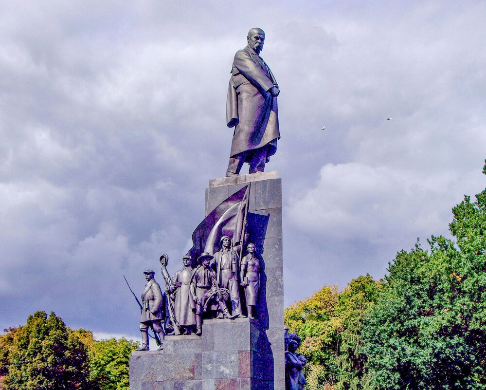 Памятник Т. Г. Шевченко - Олег 