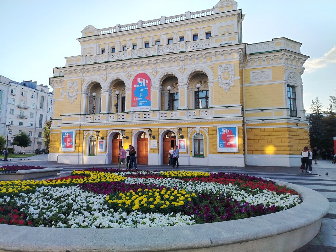 Драмтеатр в Нижнем Новгороде - Надежда 