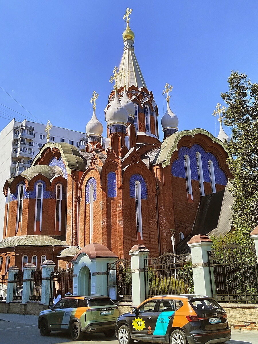 Москва. Храм Воскресения Христова в Сокольниках - Ольга Довженко
