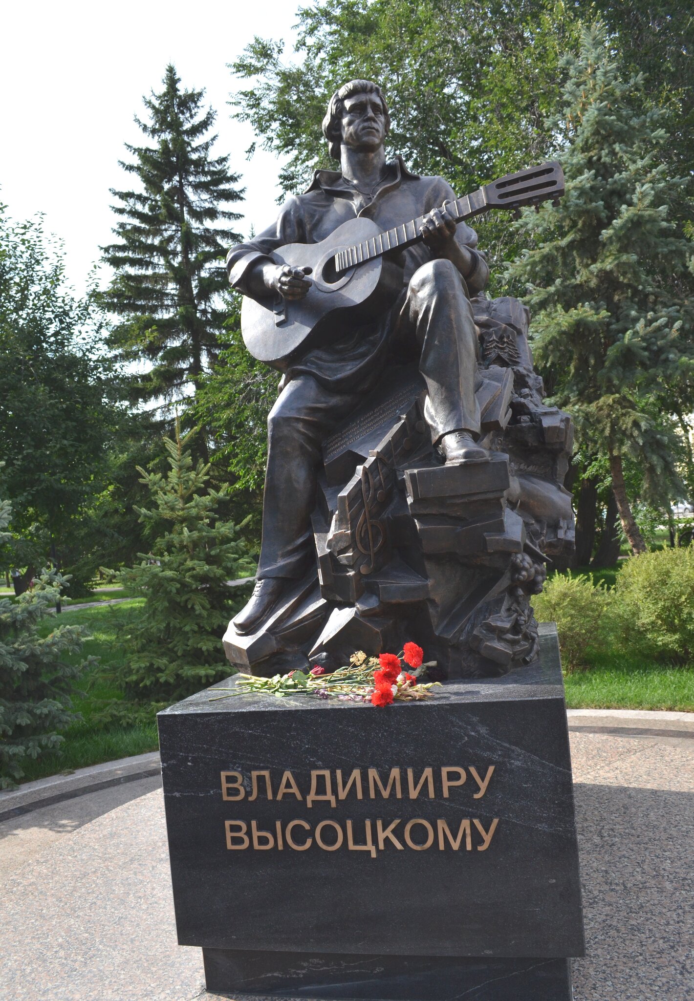 Памятник Высоцкому :: Savayr Памятник Высоцкому :: Savayr
