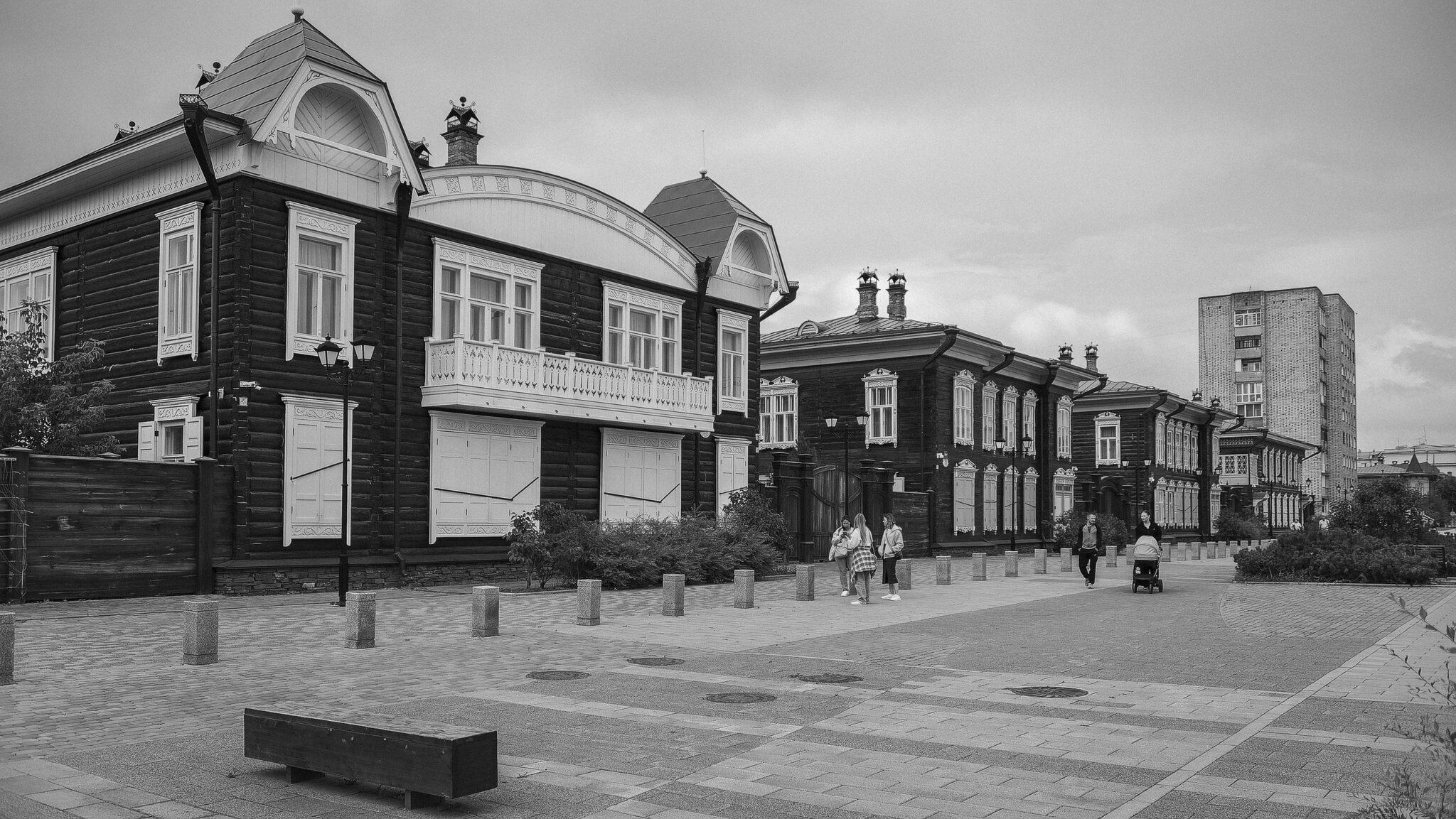 Атмосфера ушедшей эпохи в сердце Красноярска. :: Вадим Басов Атмосфера ушедшей эпохи в сердце Красноярска. :: Вадим Басов