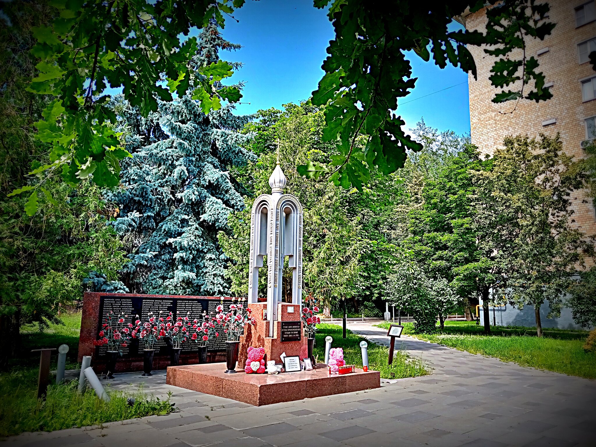 Памятник. :: Владимир Драгунский Памятник. :: Владимир Драгунский