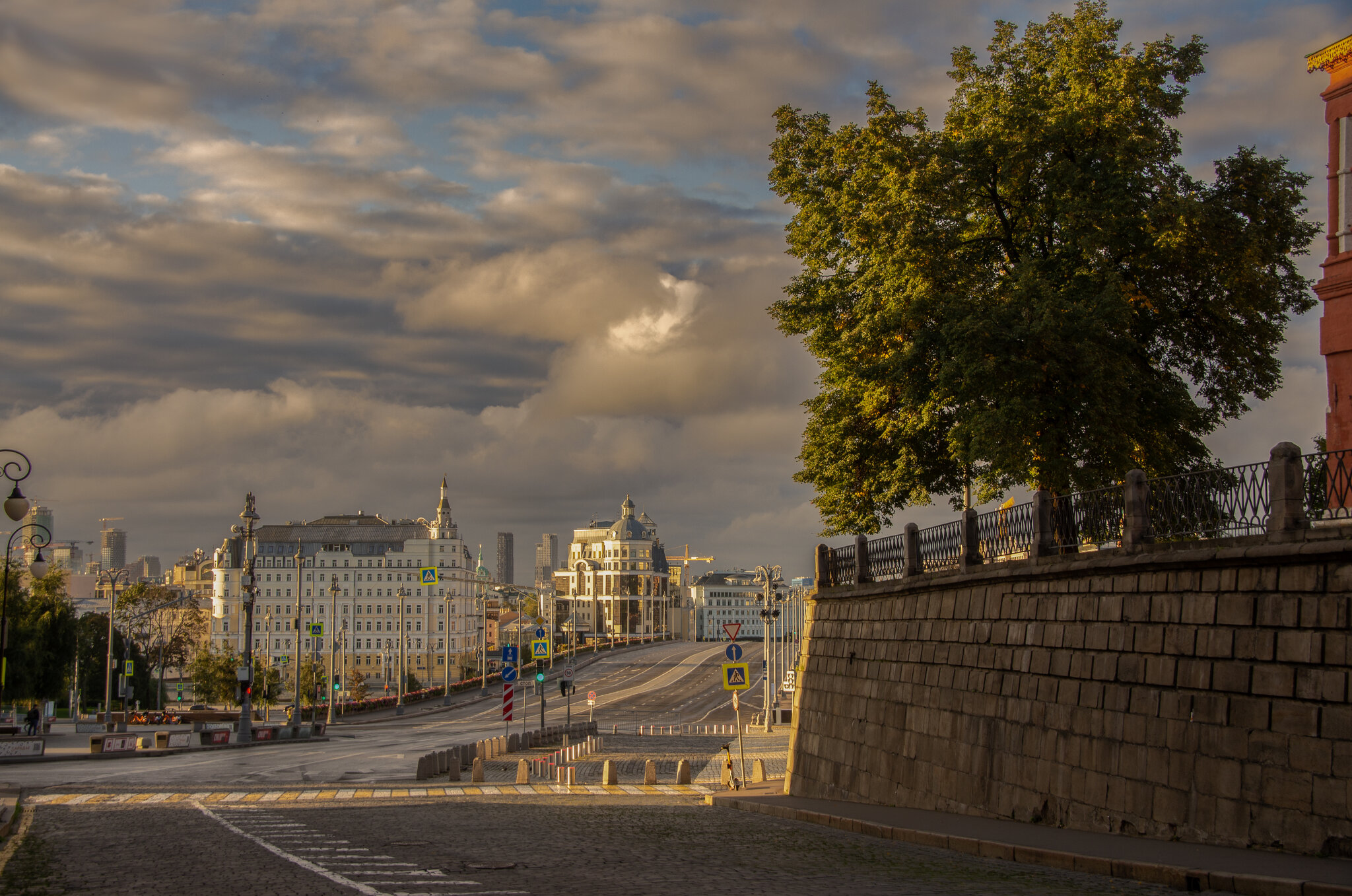 Москворецкий мост. :: Николай Москворецкий мост. :: Николай