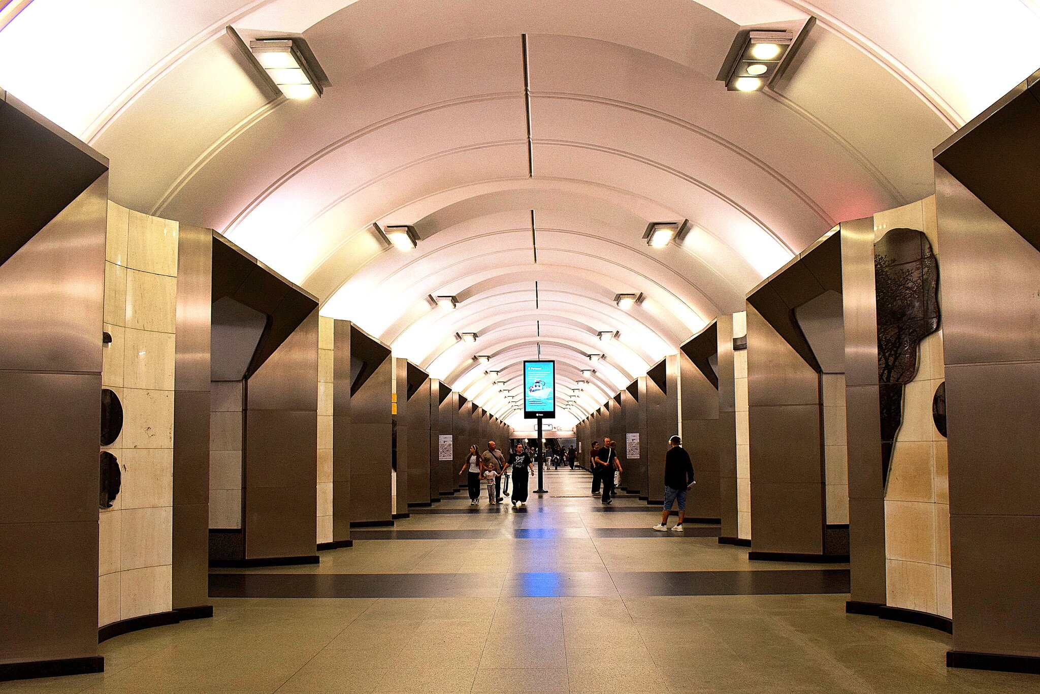 Сретенский бульвар (станция метро). :: Татьяна Помогалова Сретенский бульвар (станция метро). :: Татьяна Помогалова