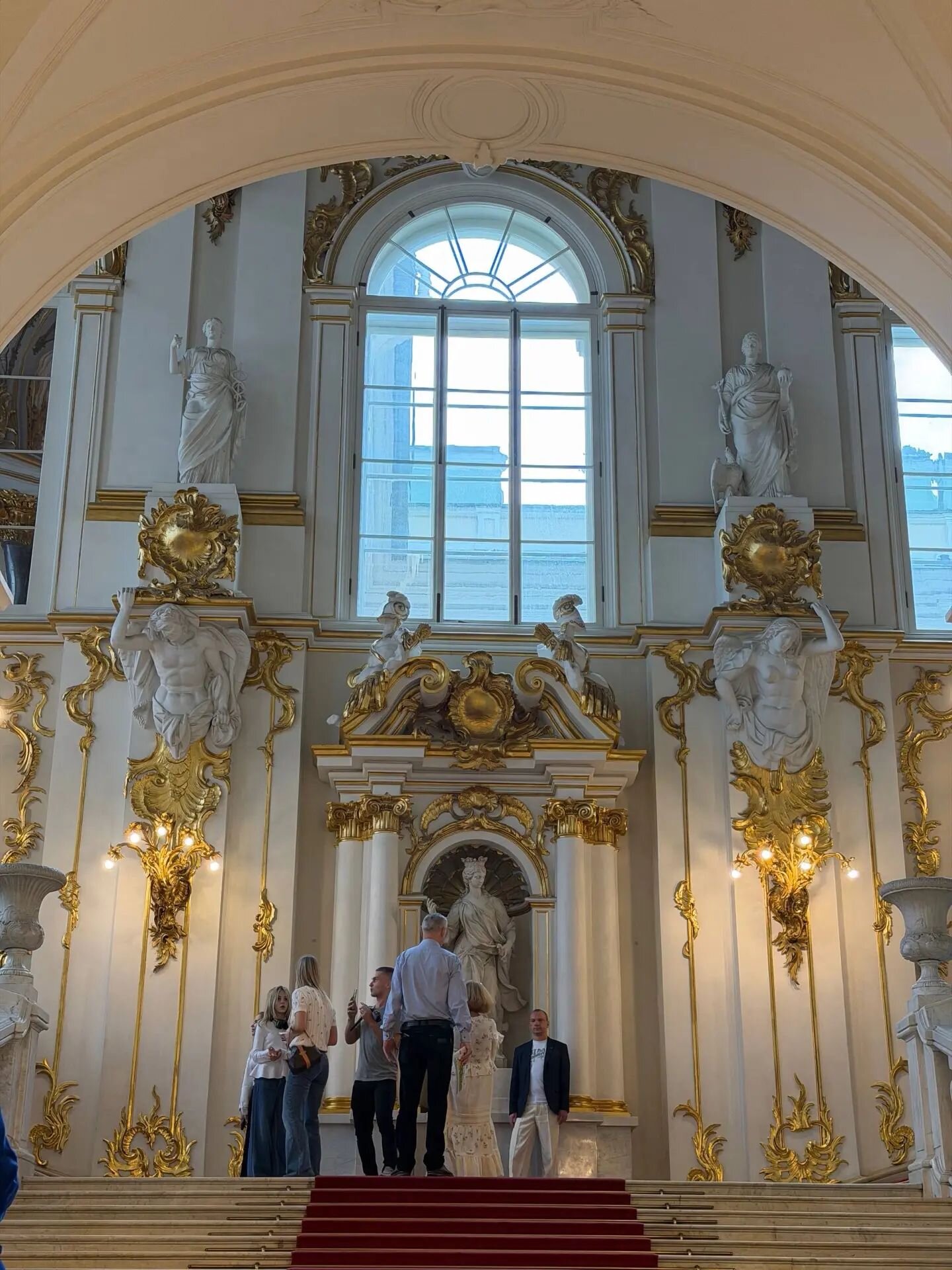 Иорданская лестница в Эрмитаже :: Ирэн Иорданская лестница в Эрмитаже :: Ирэн