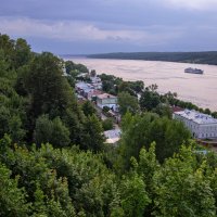 Пасмурный вечер на Волге. Плёс :: Александр Кафтанов