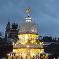 Новогодняя Москва. Театральная площадь. :: Наташа *****