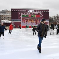 Новогодняя Москва. На катке. :: Наташа *****