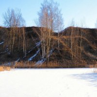 Рукотворный холм на бывшем карьере (репортаж из поездок по области). :: Милешкин Владимир Алексеевич 