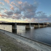 За Новым мостом... :: Olga Oskolkova