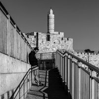 Недалеко от башни Давида :: Eugene * Недалеко от башни Давида :: Eugene *