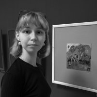 Студентка Саша на выставке художника :: Евгений Студентка Саша на выставке художника :: Евгений