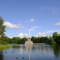 Чесменская колонна :: Олег Зоркий