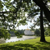 Царское Село, большой пруд. :: Олег Зоркий Царское Село, большой пруд. :: Олег Зоркий